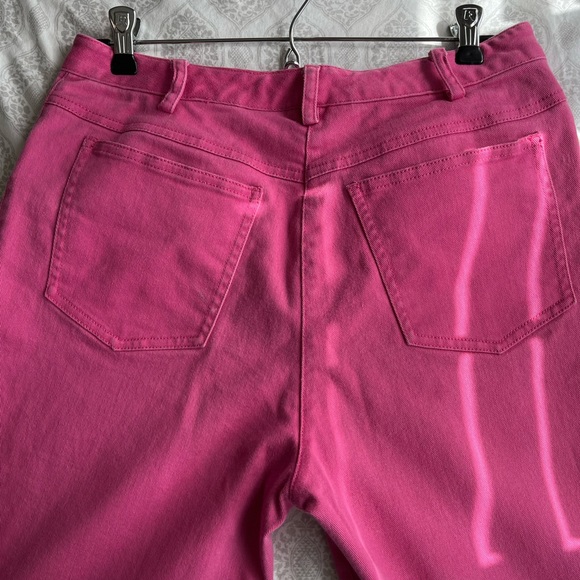 Pink jeans - Picture 3 of 3